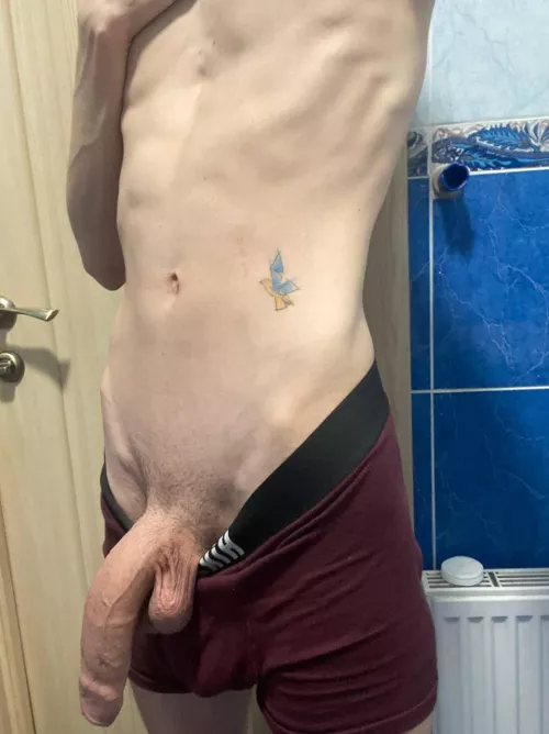 Let me know if I’m bigger than your ex 😉