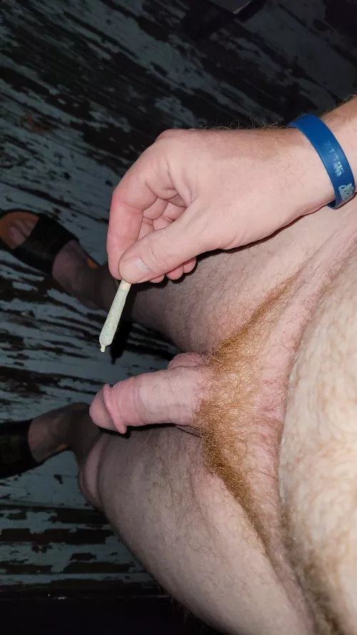 Nightly joint and [m]asturbating outside!