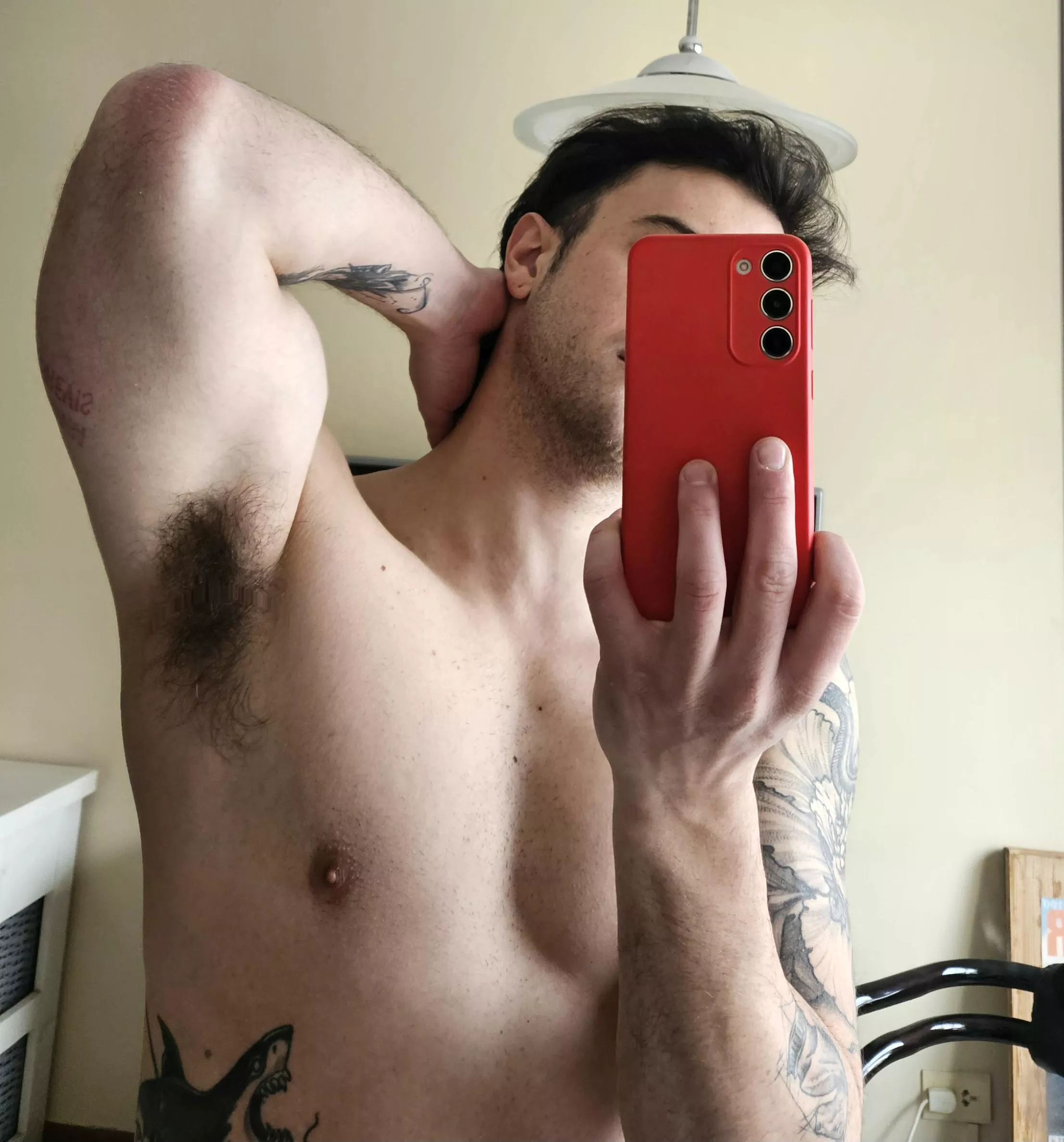 Time to lick daddy's pits