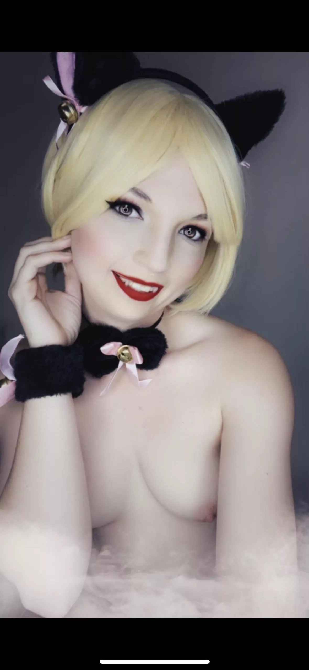 Wanna watch me play with my kitty ;)