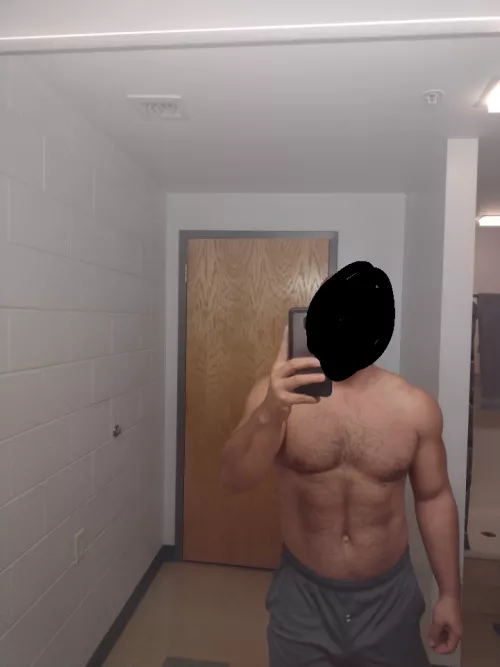 33 man in Los Angeles starting August 8