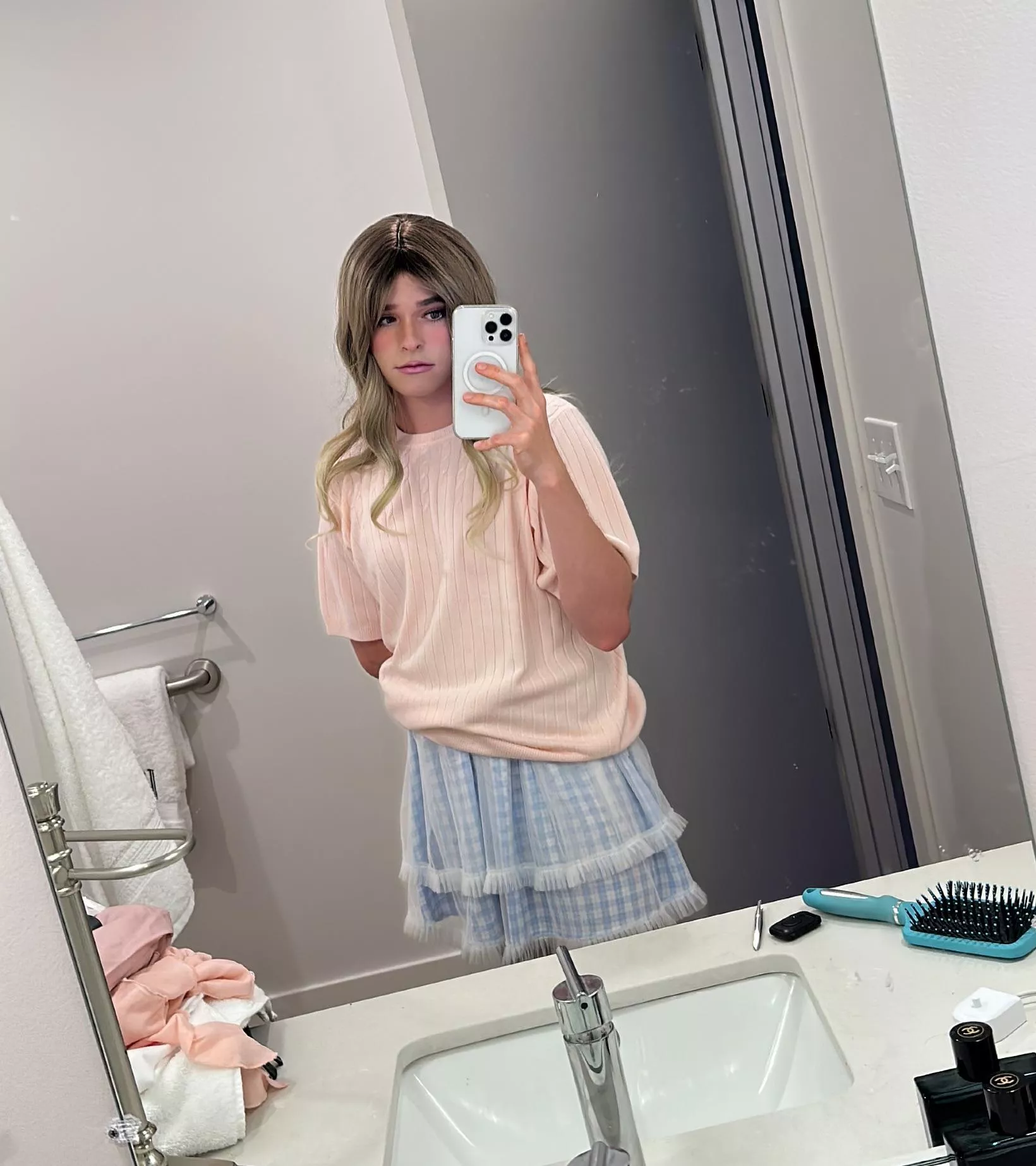 Am I more fem or more boy?💕