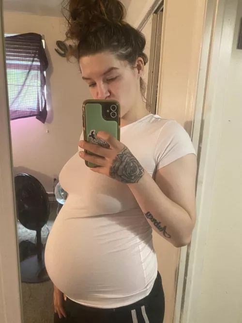 Doing video chat and live snaps hmu decent price