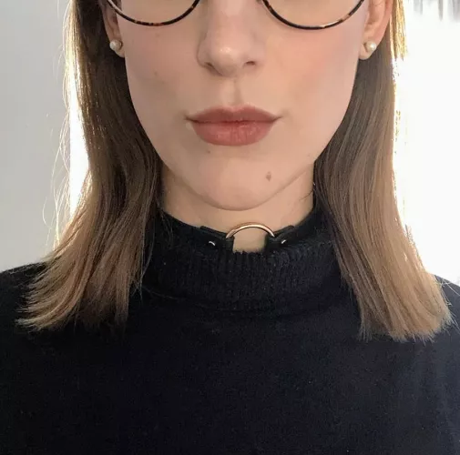 Honey on her way to work 💕