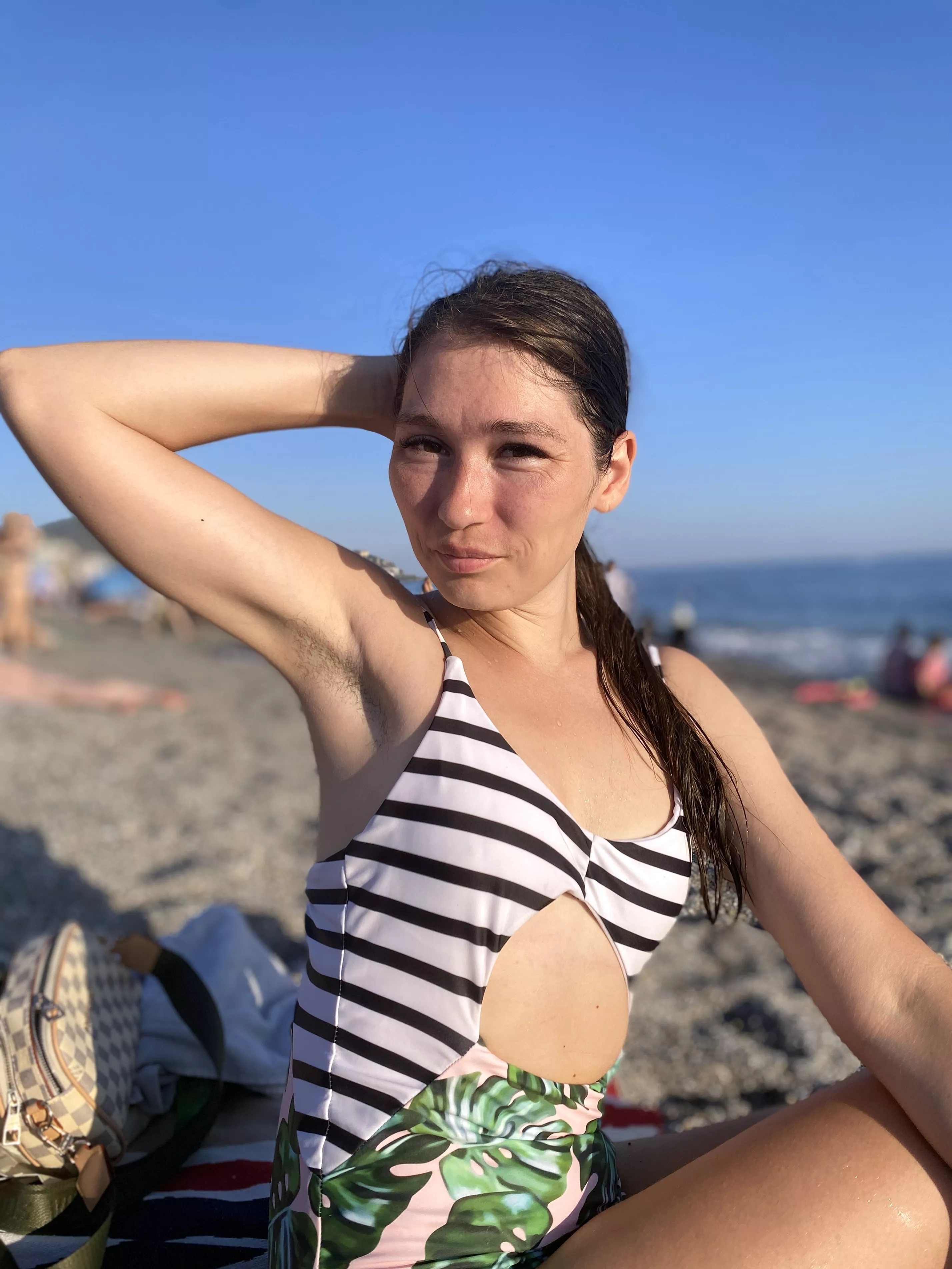 I wanna know what you'd do with me if we had 10 minutes alone