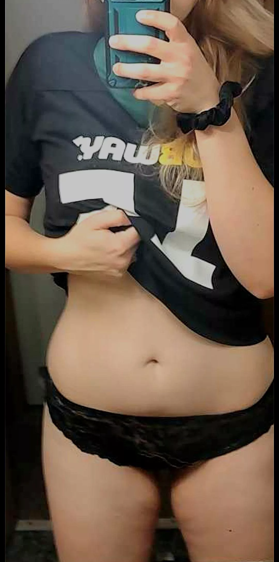 I'd rather be stripping for you right now rather than going to work..and I'm sooo wet in the mornings 💦