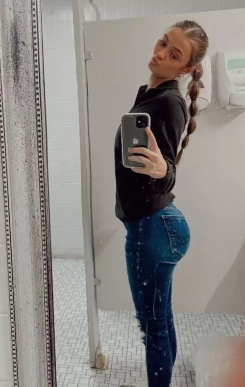Karas big ole booty