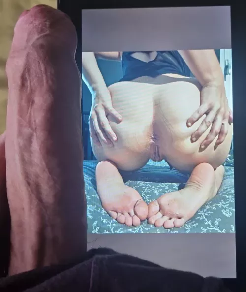 Like how big I look next to her?