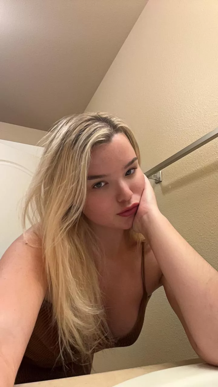 My eyes will lure you in & the rest will take care of itself.