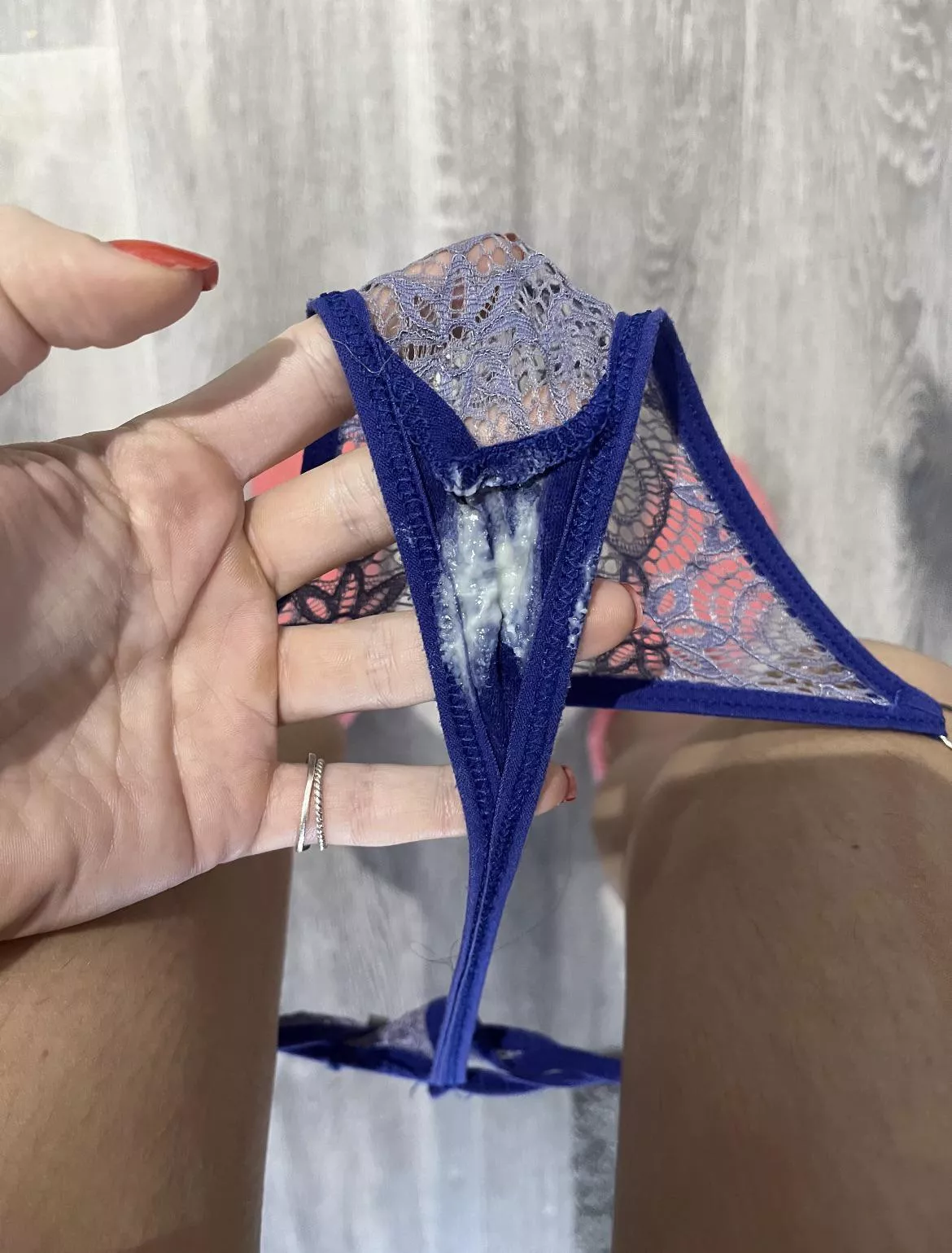 My panties were sticking to my pussy lips 💦