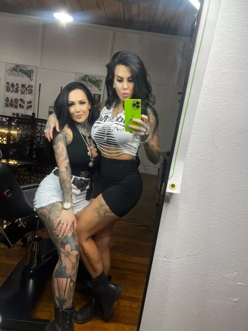 Tattoo babes