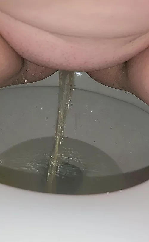 That fresh morning pee 😜