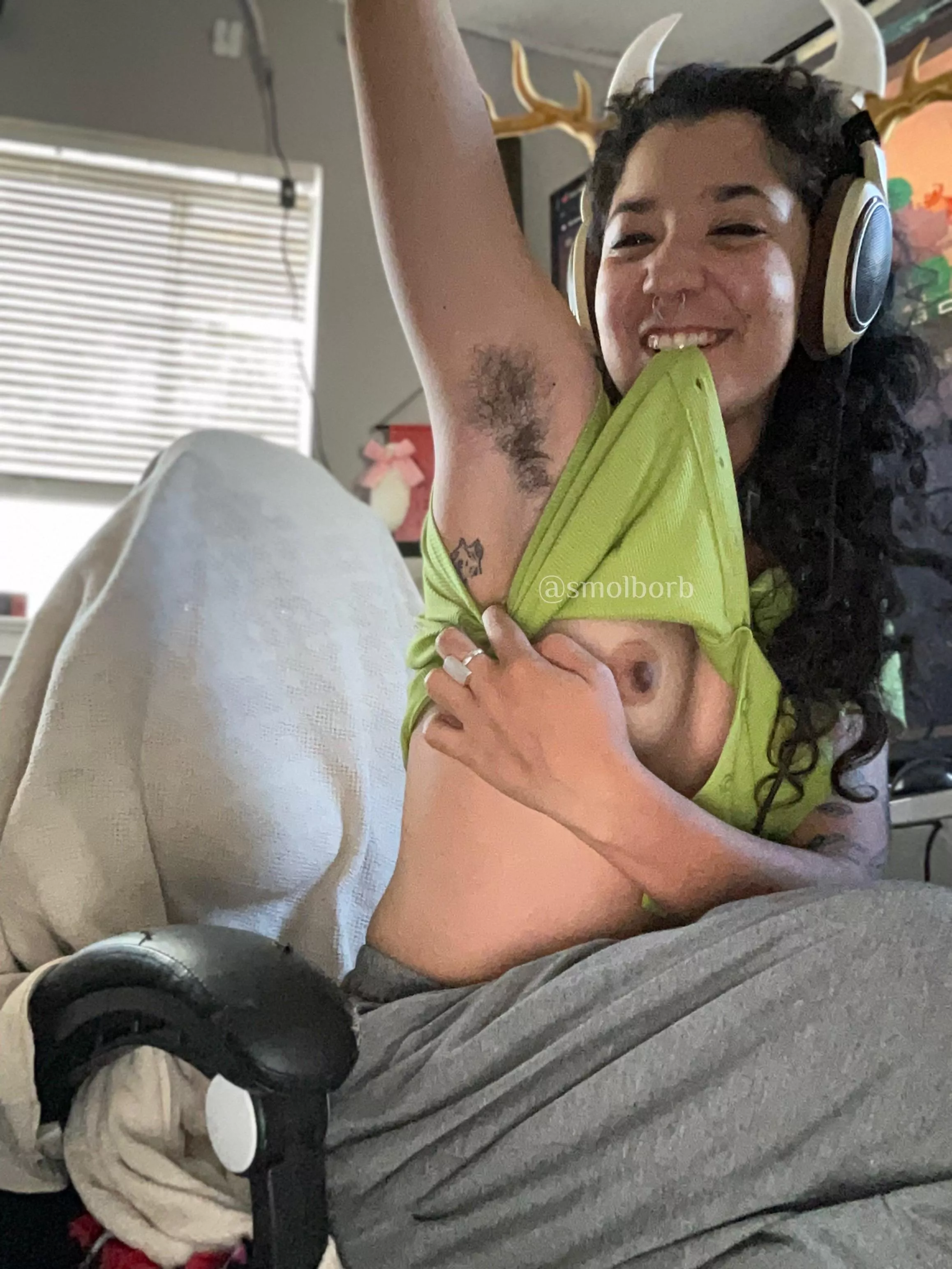 Wanna a quick sniff, that last match was sweaty🥵🥵