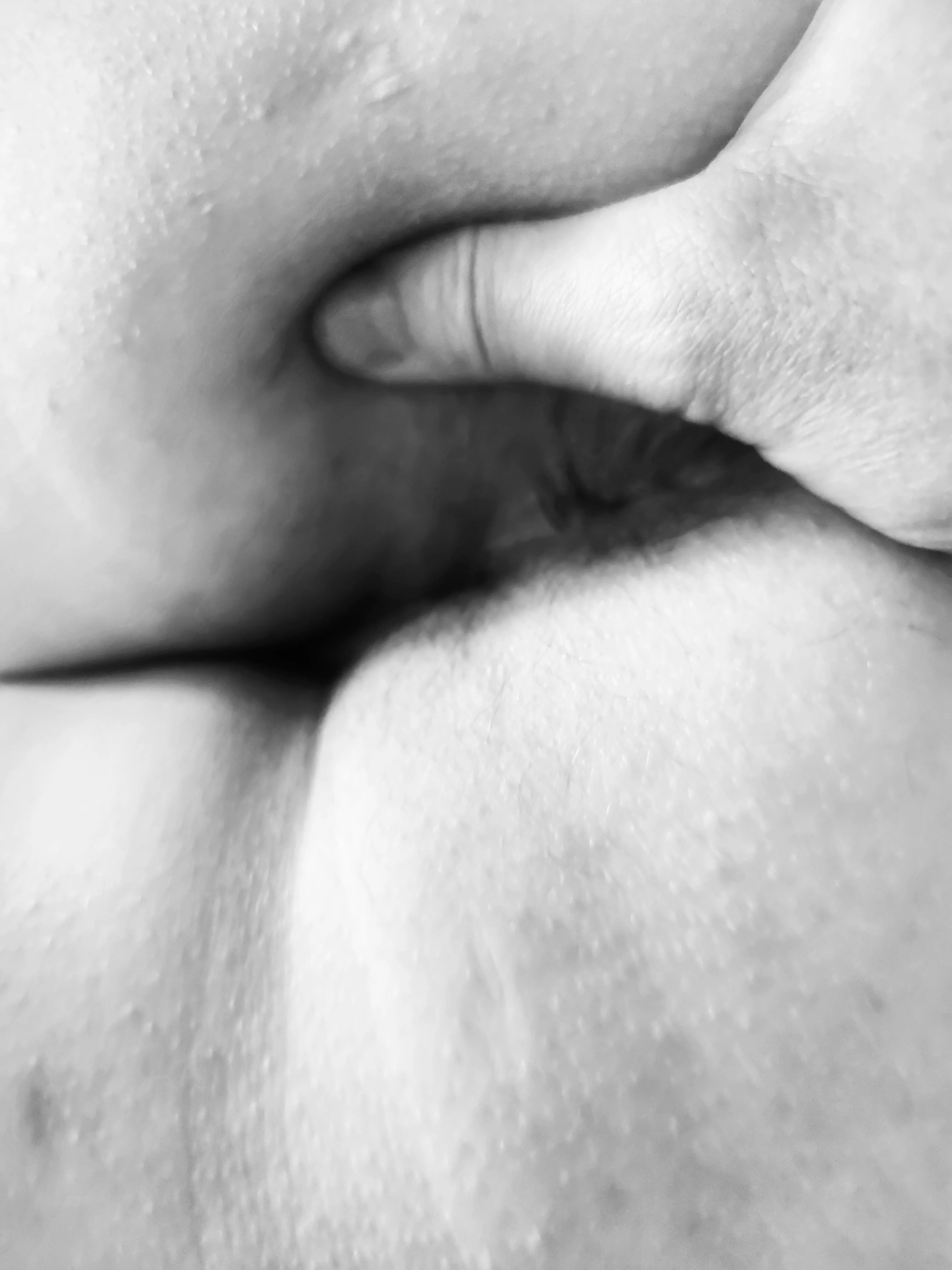 We are a 54/53 couple. Would you be interested in sexting and sharing experiences in DM format?