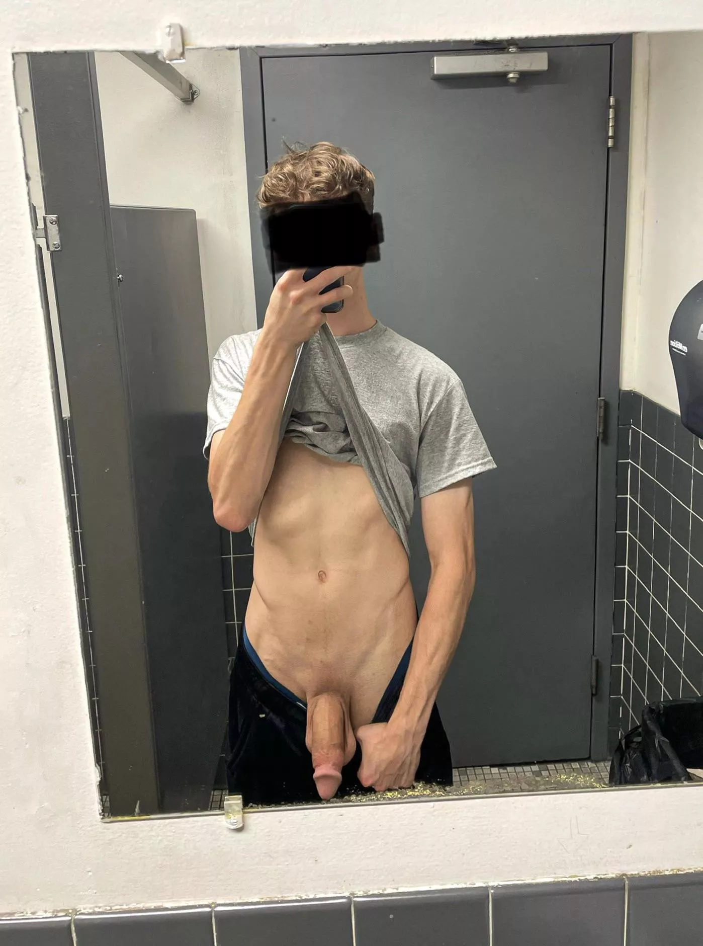 what would you do if you saw this in the locker room?