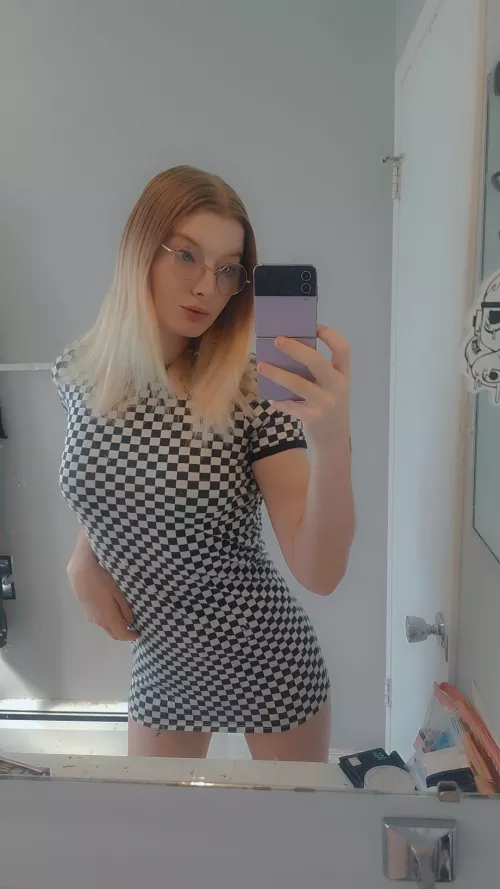 Any straight men into girls like me?✨️