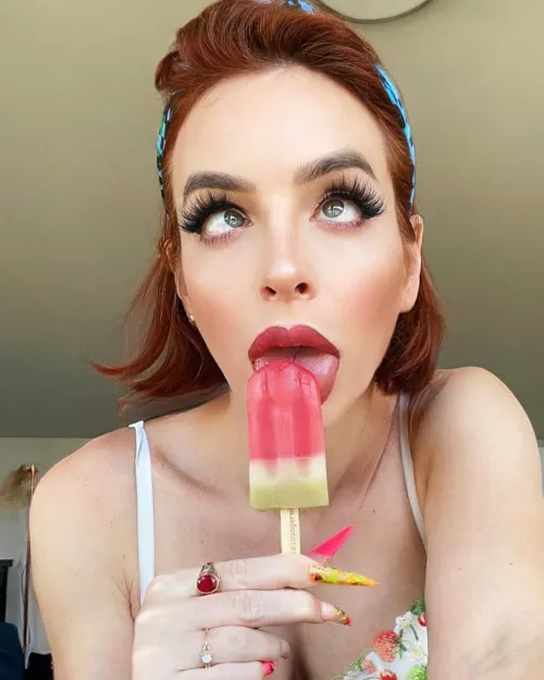 Can you lick me too?