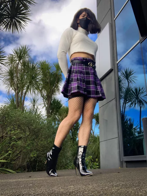 Fishnets! With or without?