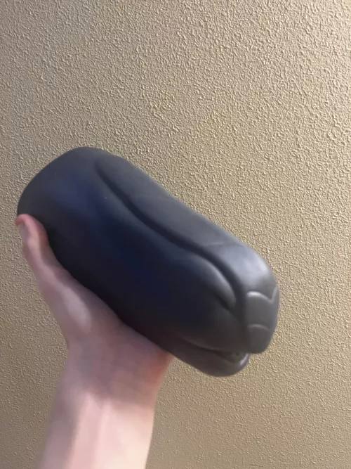 Here is my Janine Muzzle in Dark blue. So pretty and man does she feel good too!