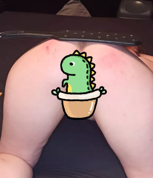 I love the lil blood bumps from the paddle [F]