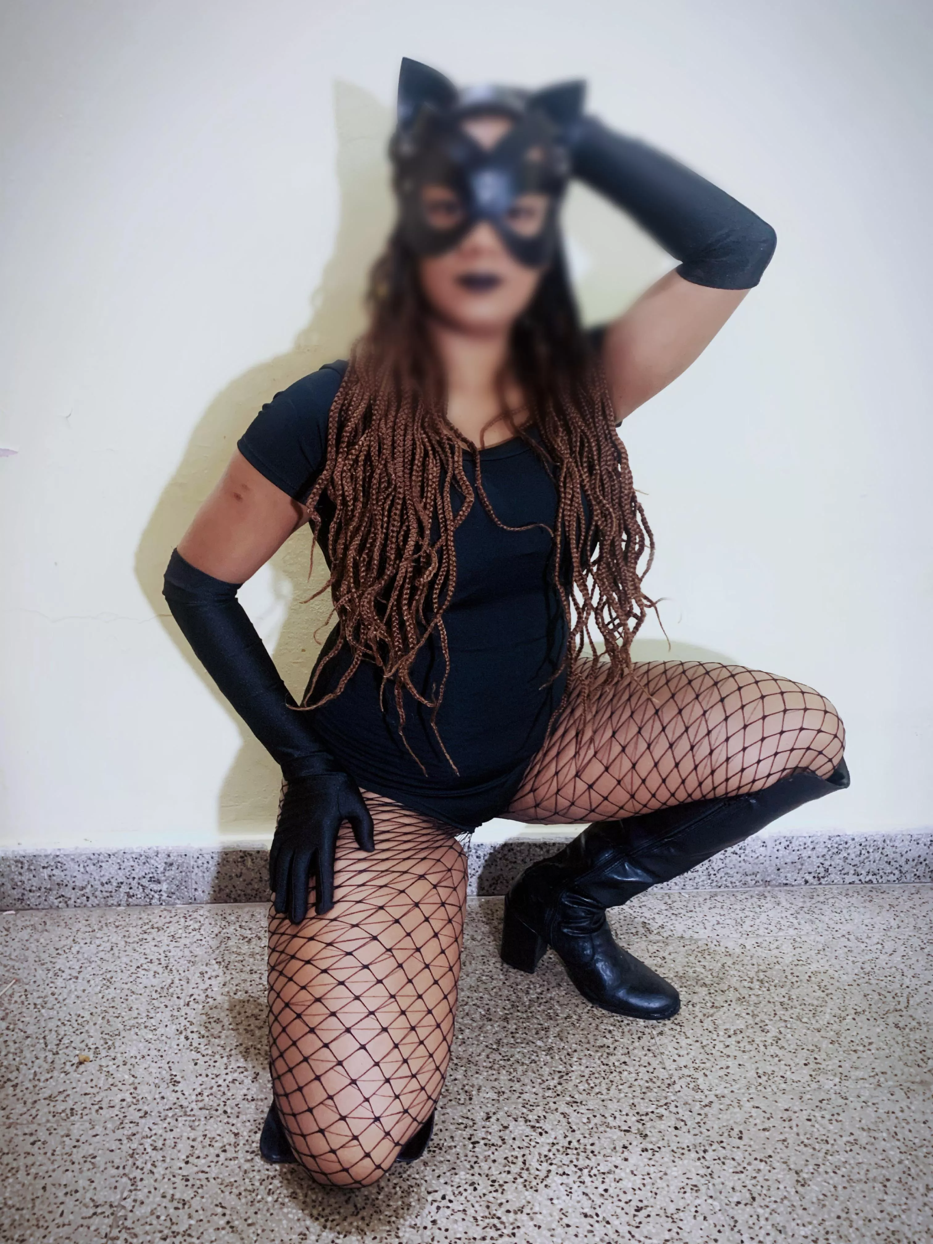 I want you to kiss just my boot.