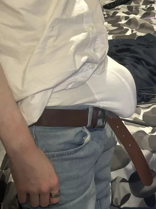 it’s true what they say about skinny guys 😏