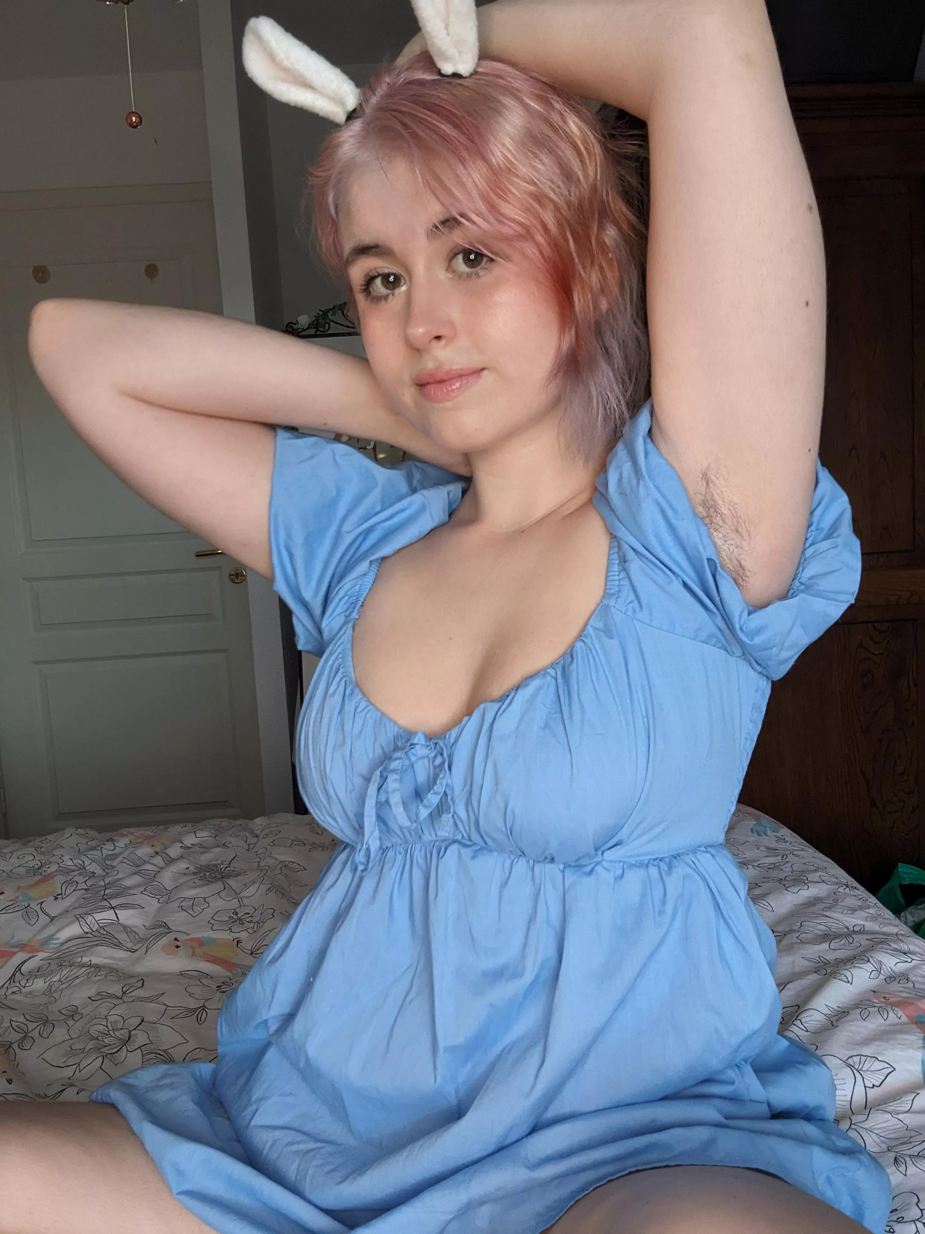 Just a little peak 🙈