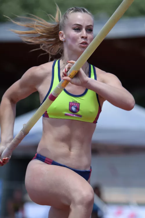 Maria Roberta Gherca - Italian Pole Vaulting