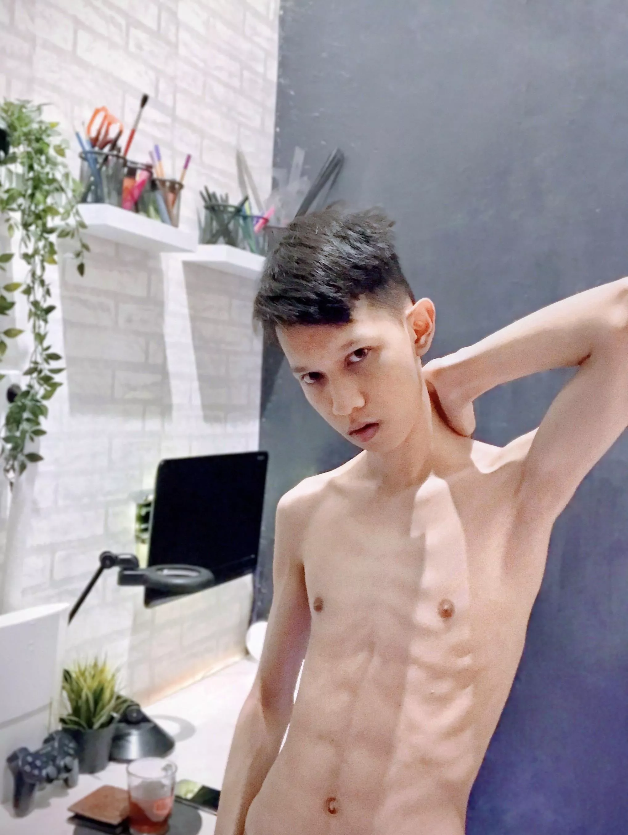 Smol and skinny amateur Asian twink with abs
