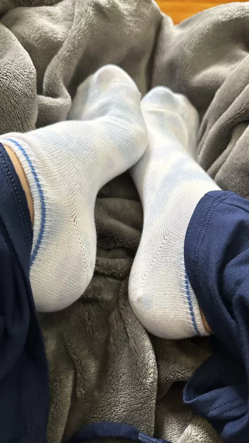 Sniff my sweaty socks (Selling - US based) Tracking info and proof of wear. Free shipping