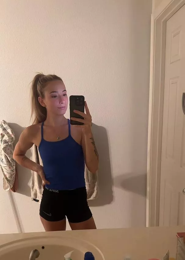 Sporty blonde 👱‍♀️