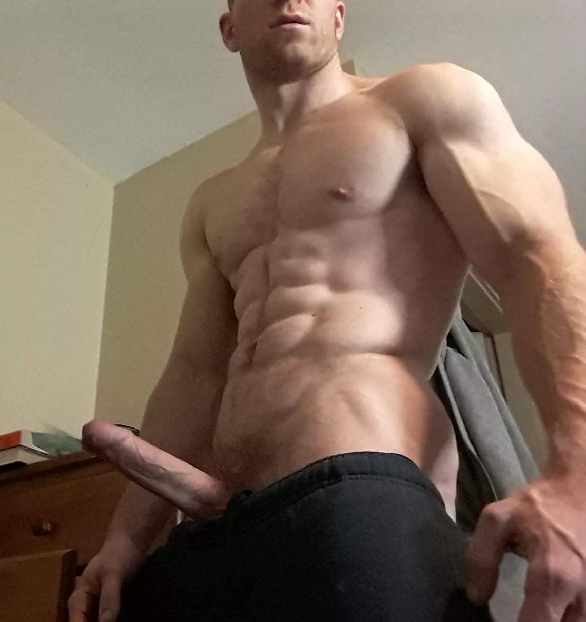 Tight abs and a throbbing cock, what do you want to do with me? [30]