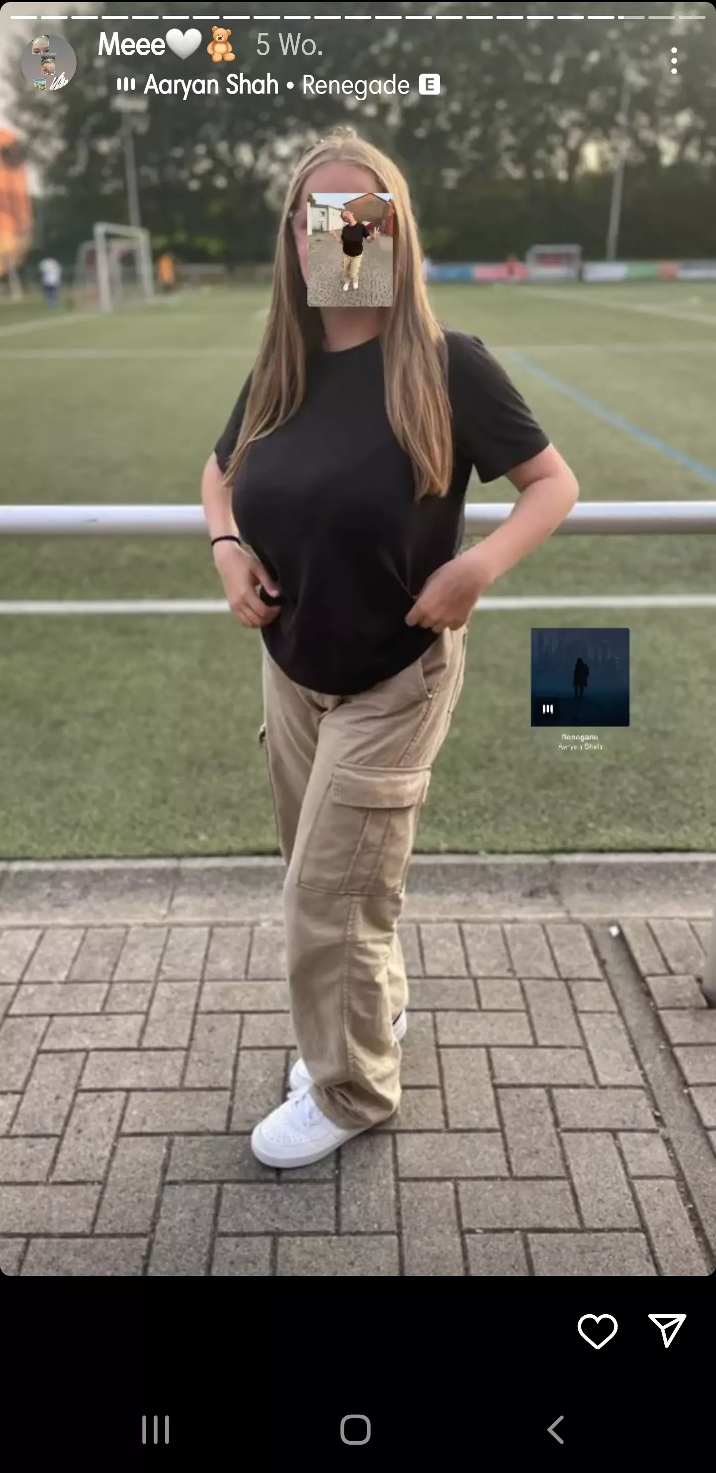 What are you hiding there? ( it doesn't work😂)