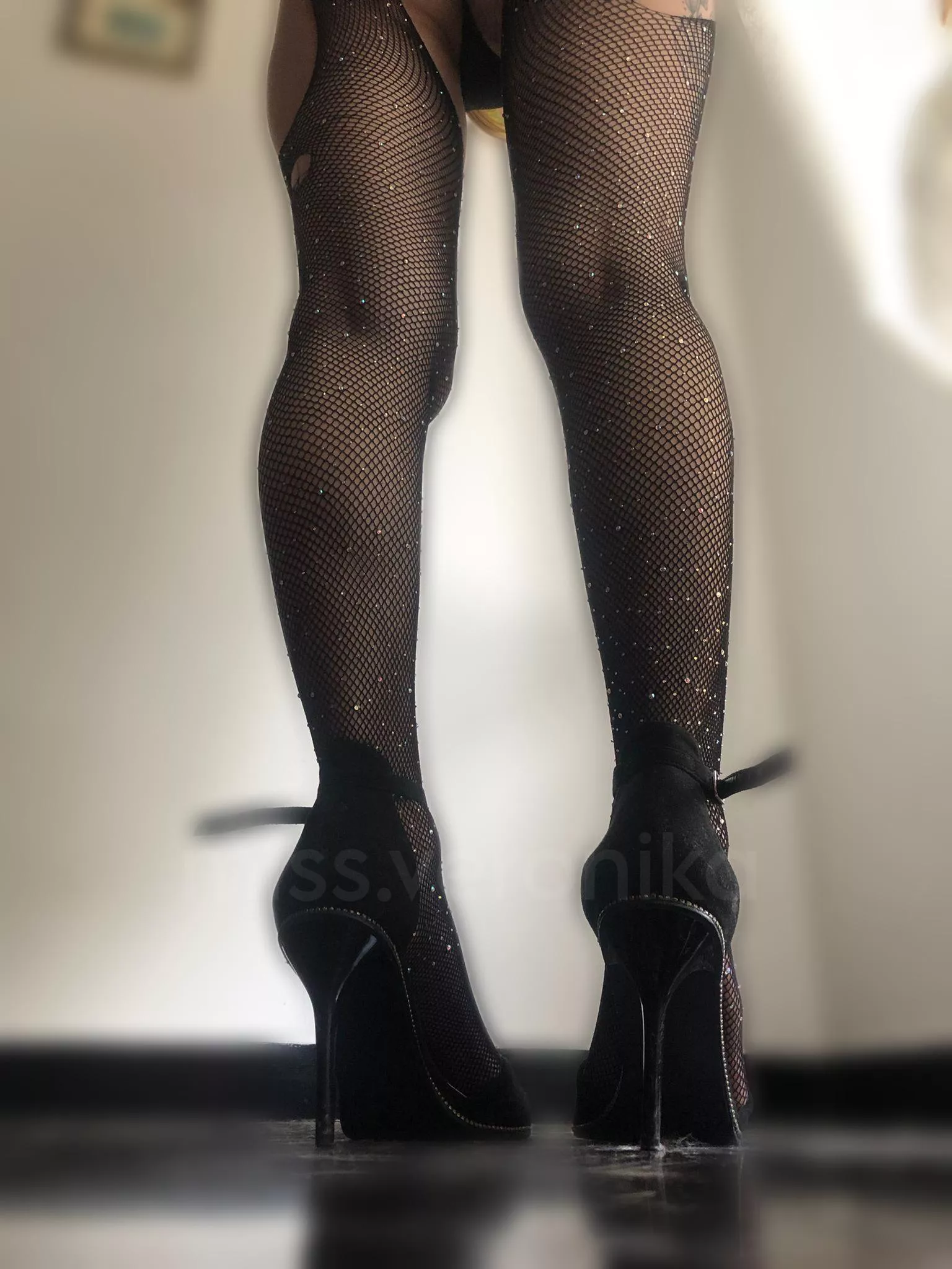 Your favourite view of this Goddess 🖤⛓️