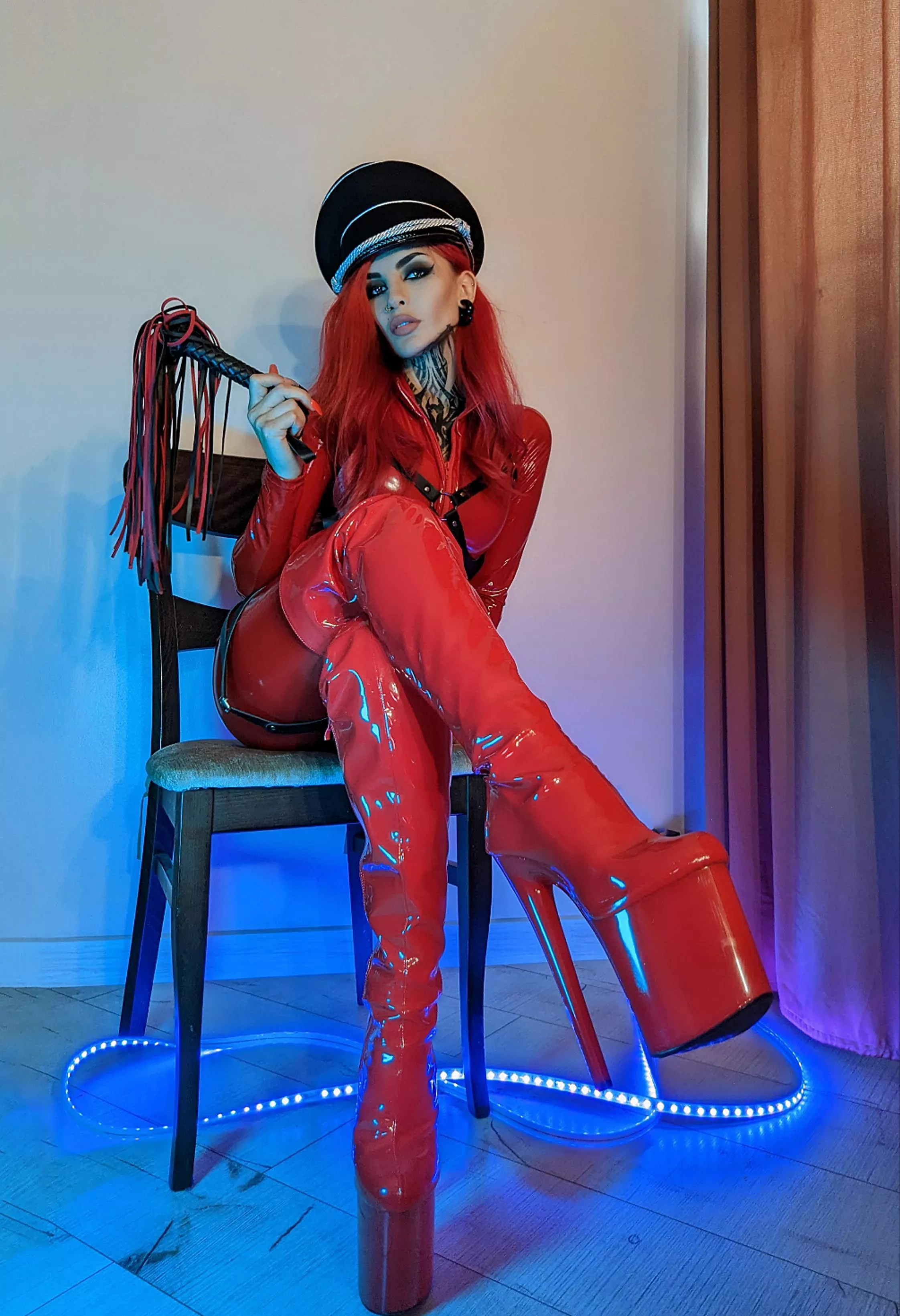 Cum closer. I do bite, but you're gonna love it