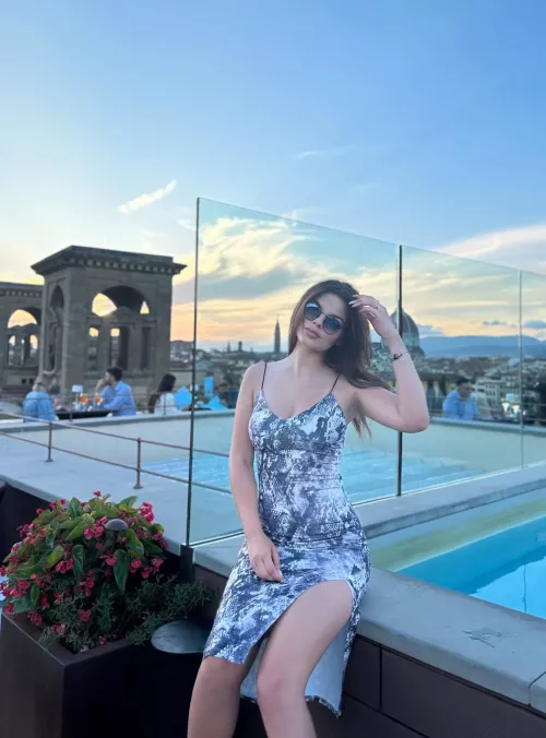 How do you like my forms in the dress?