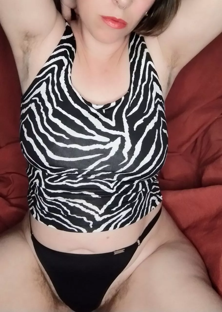 I want you to suck my tits, can you?