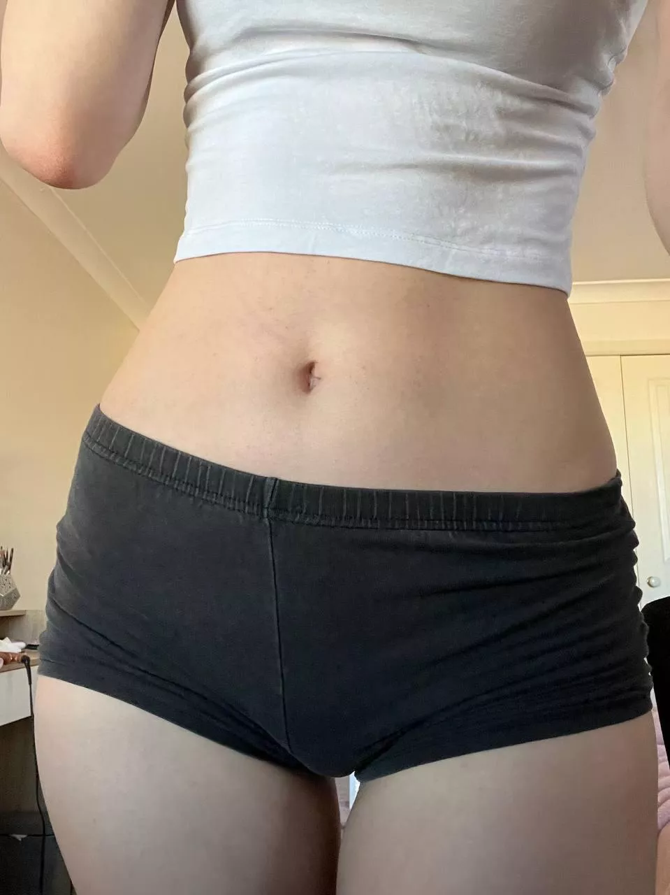 Callin all tummy ticklers [IMG]