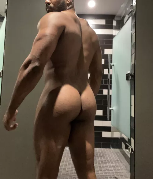 Do you like bums like this??