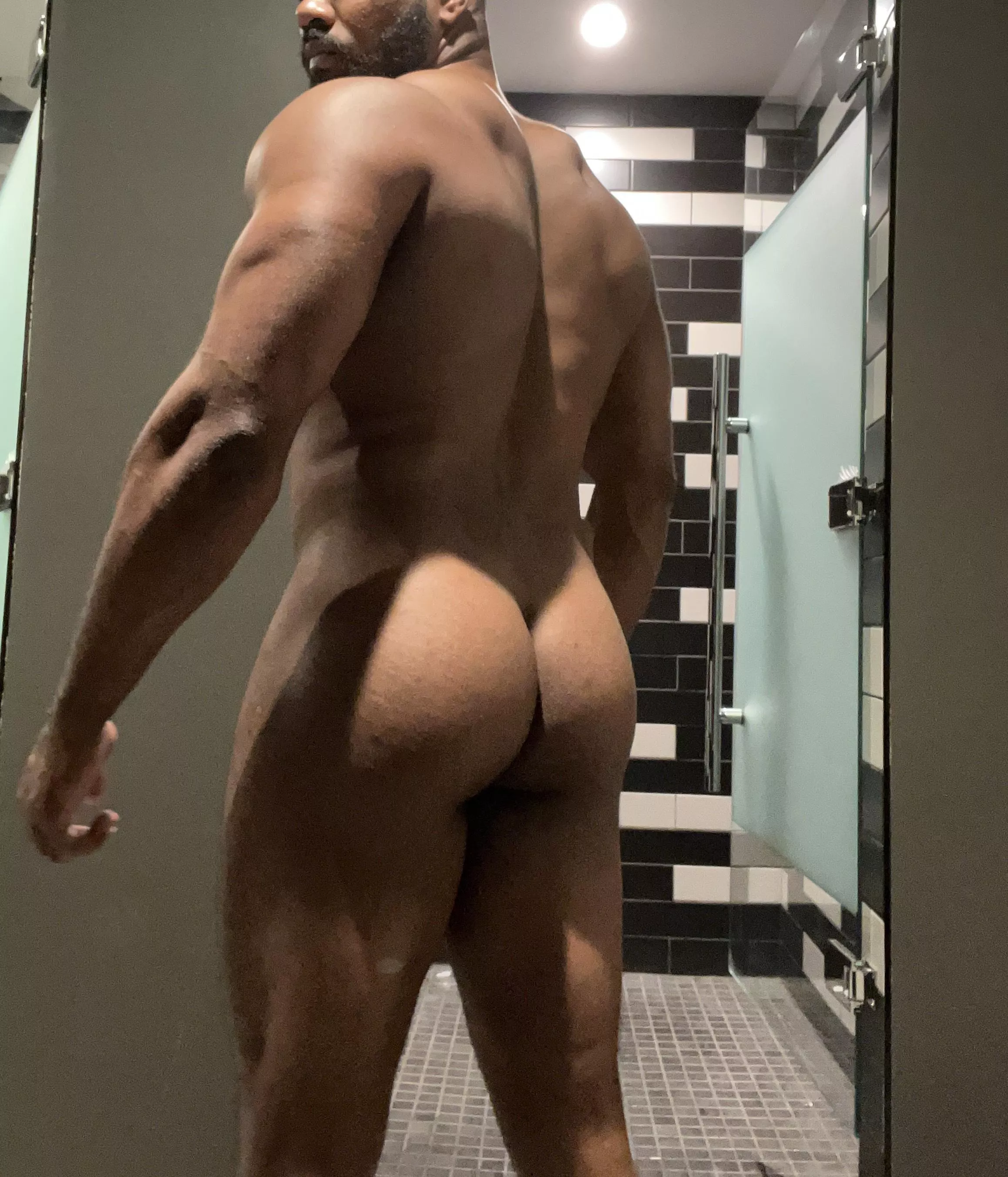 Do you like bums like this??