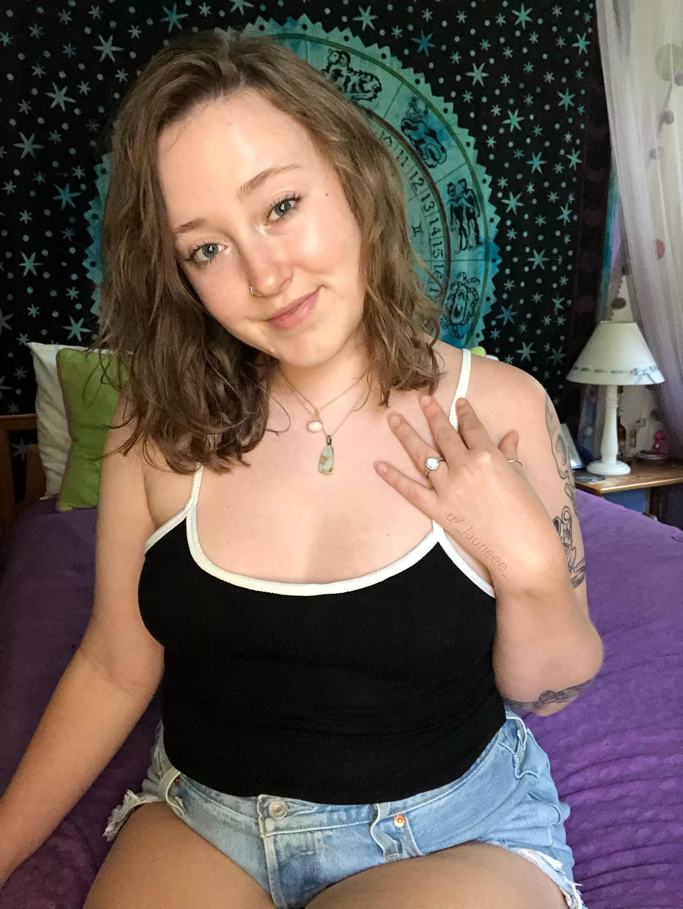 Haircut has me feeling myself! [F]