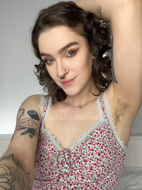 I love my hairy pits!