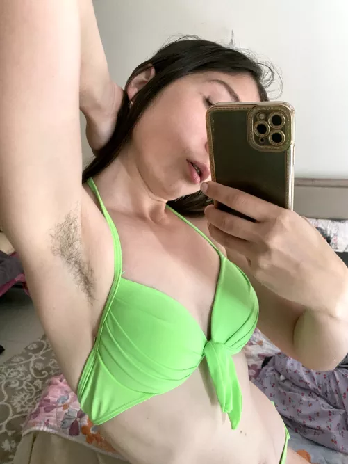 I wanna know what you'd do with me if we had 10 minutes alone