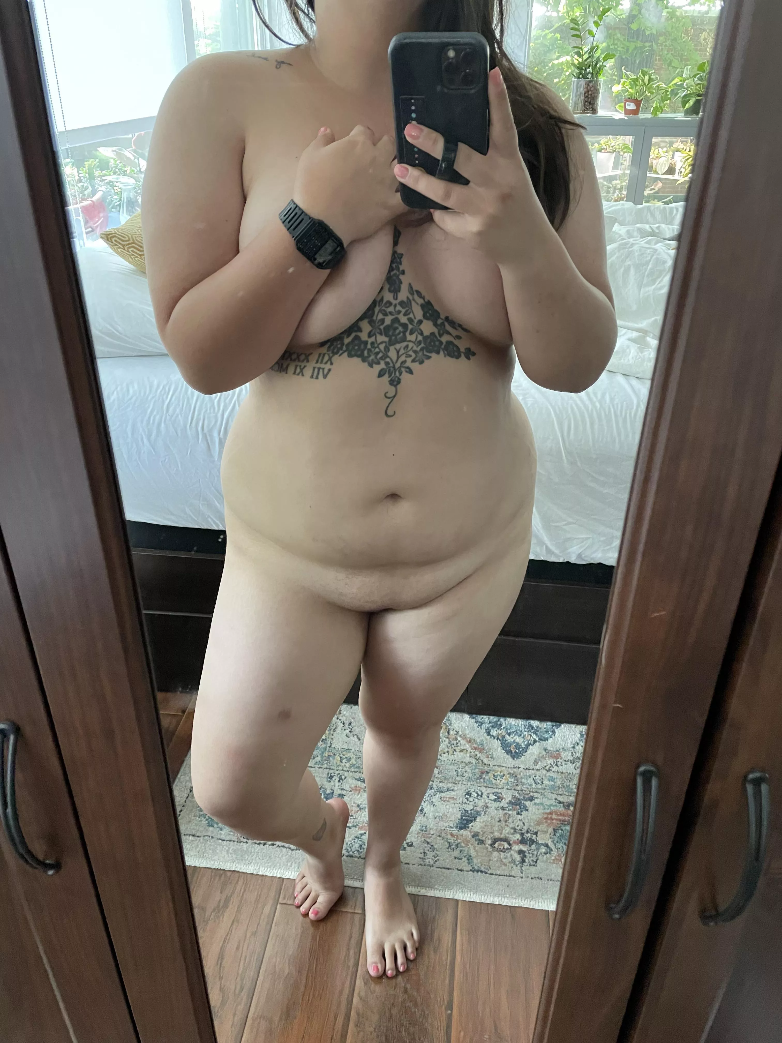 I’m not the chubbiest on here, but I think I’ll still make someone here happy :)