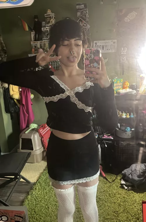 should i wear this out?? 0: