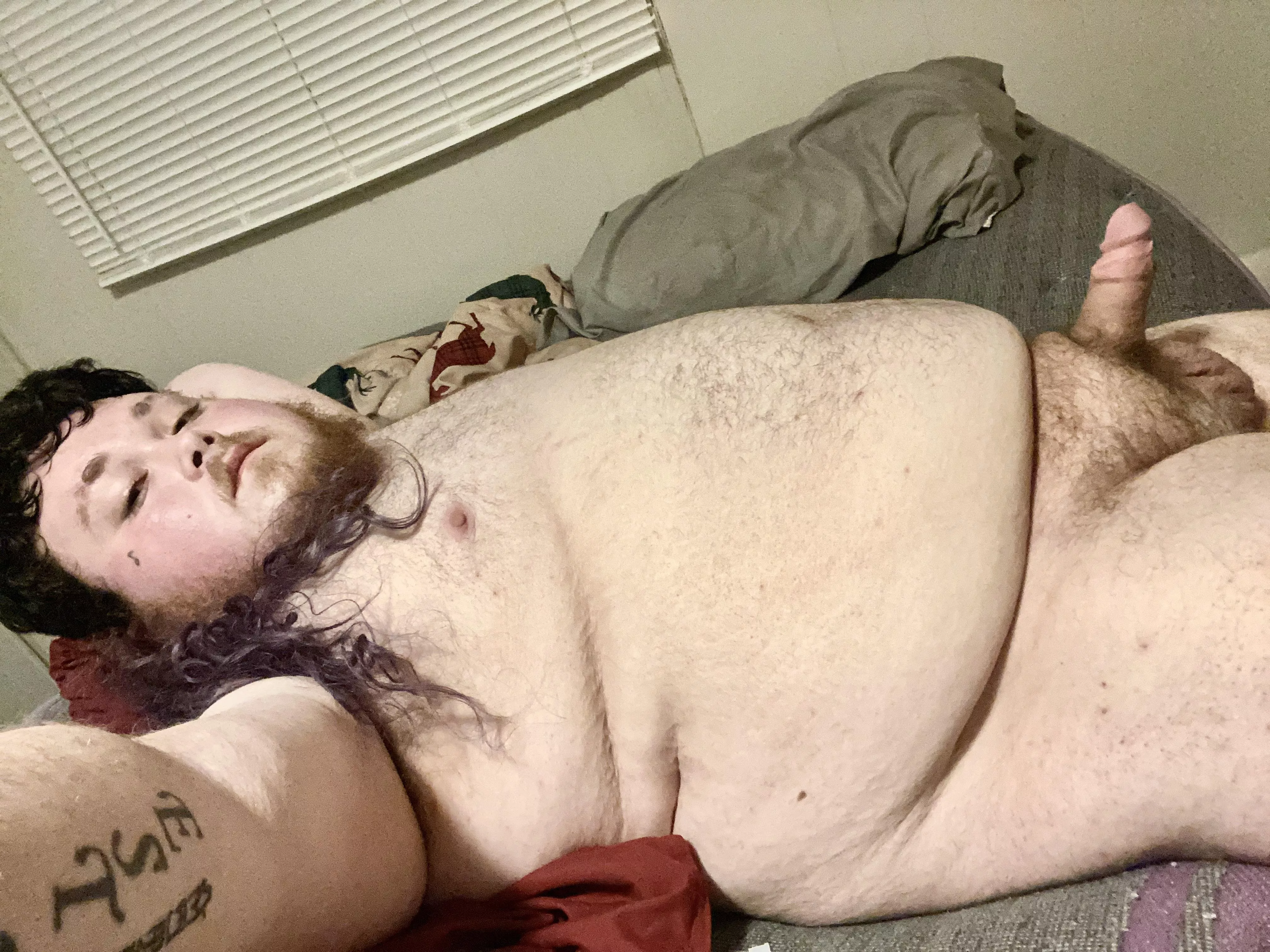 Tell me I’m handsome (24)