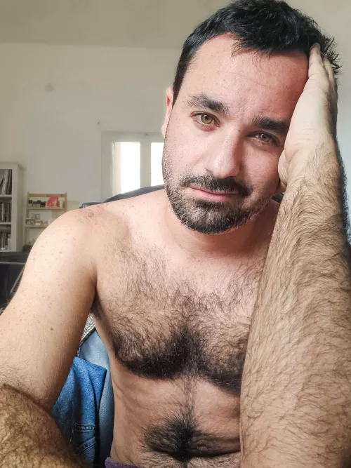 who's into really hairy arms?