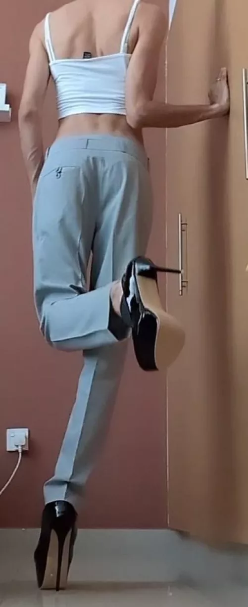 8 inch heels, should I try higher?