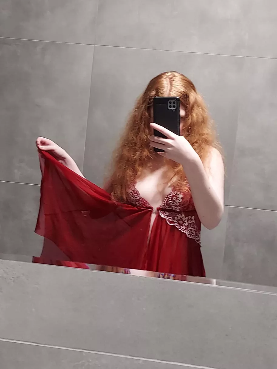 A princess in a castle ❤️ Live now! (@molly_redhead) [chaturbate]