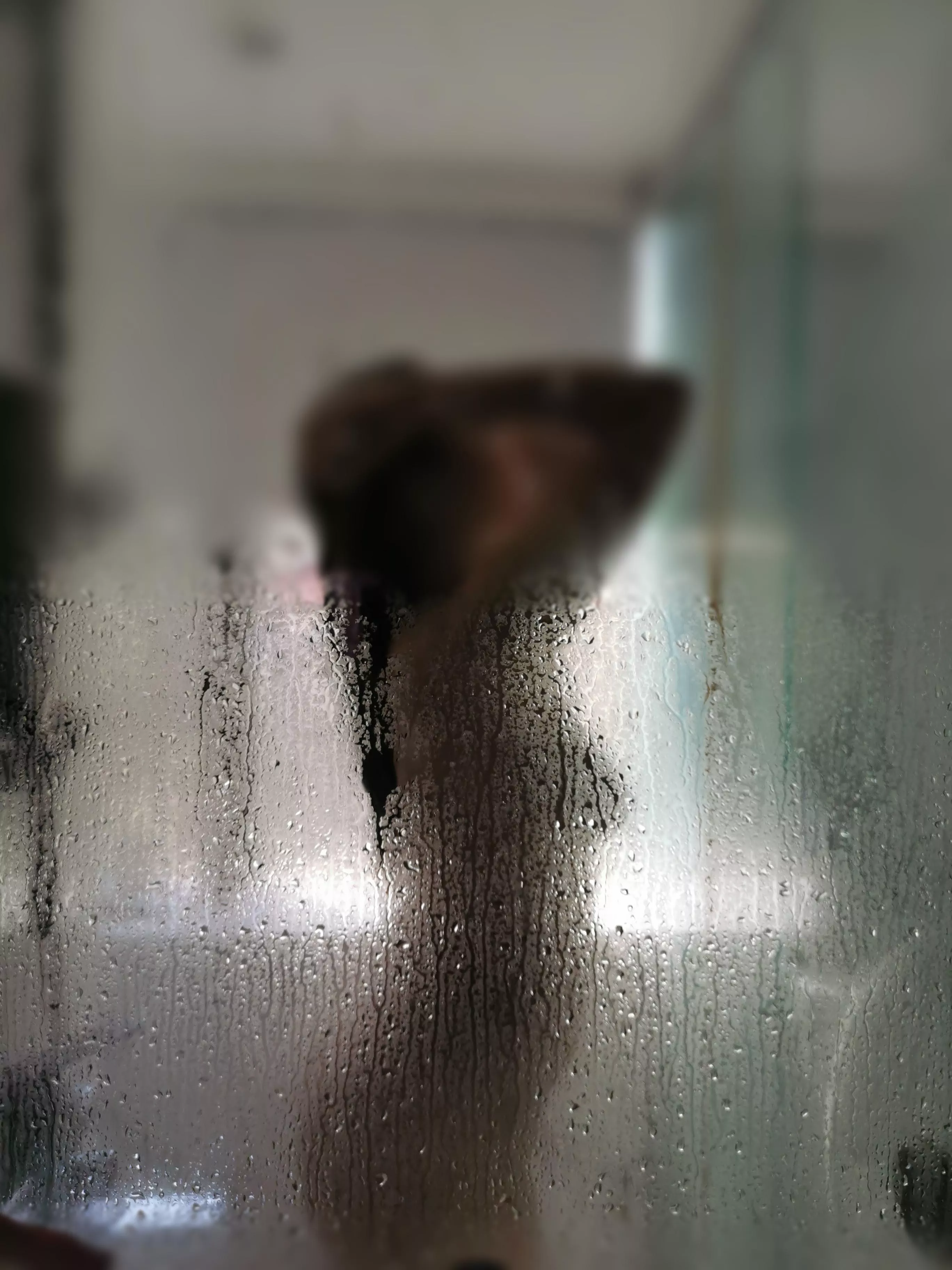 Bathing 🚿 (F)